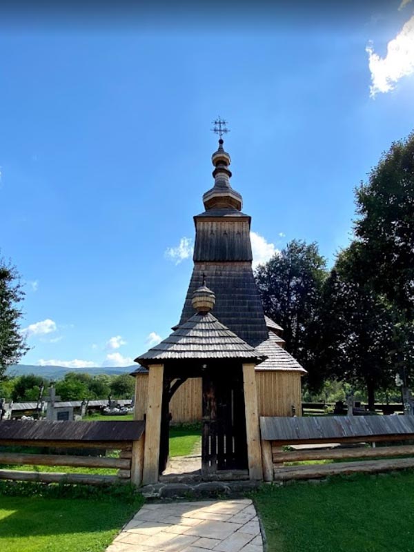 Gréckokatolícky drevený chrám sv. Archanjela Michala